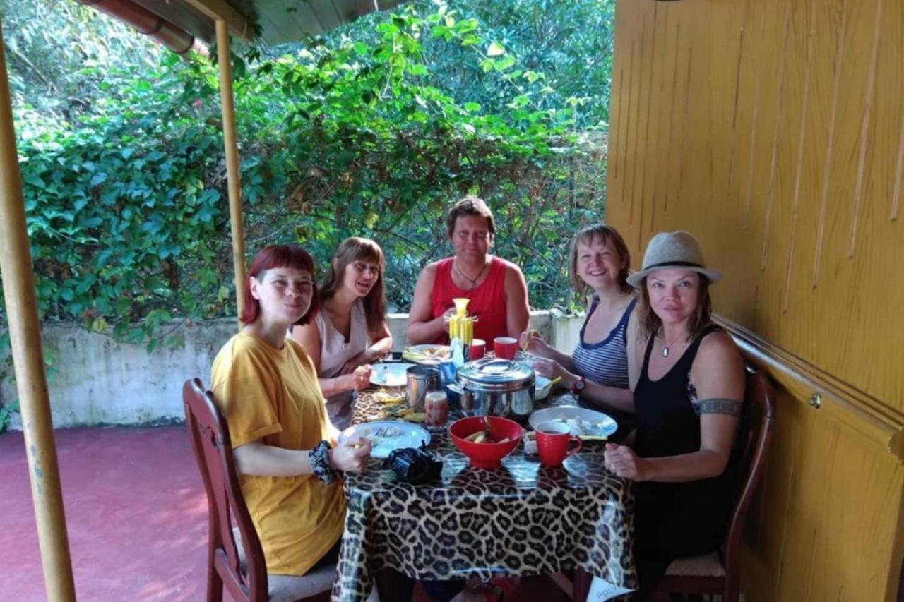Marari Beach Pearl Homestay Марарикулам Екстериор снимка